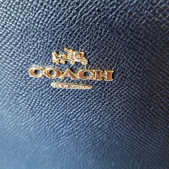 Coach Christie Carryall - Picture 4 of 8